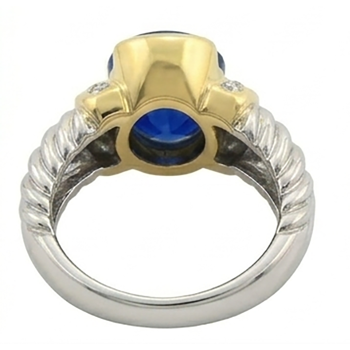 3.50 Carat Oval Sri Lanka Sapphire Natural Earth Mined Diamond Gents Ring