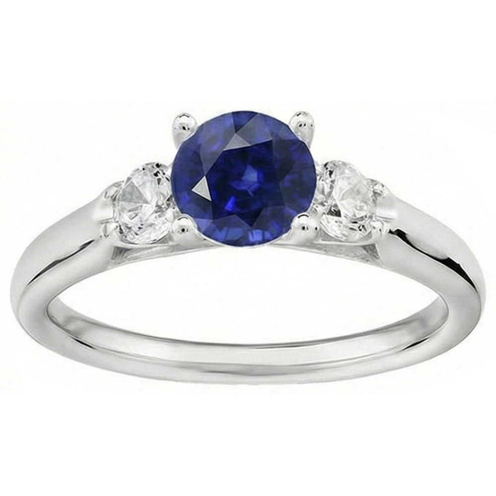 natural round sapphire 1.75ct ring close up detail