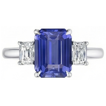 natural emerald sapphire 3ct ring close up detail