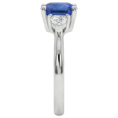 natural cushion sapphire 2.75ct ring top view