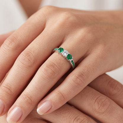 3 Stone Ring Round Natural Earth Mined Diamond 1.07 Carats Columbian Emerald