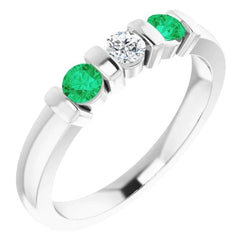 3 Stone Ring Round Diamond Emerald 0.90 Carats Bar Setting