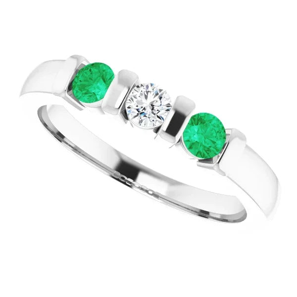 3 Stone Ring Round Diamond Emerald 0.90 Carats Bar Setting