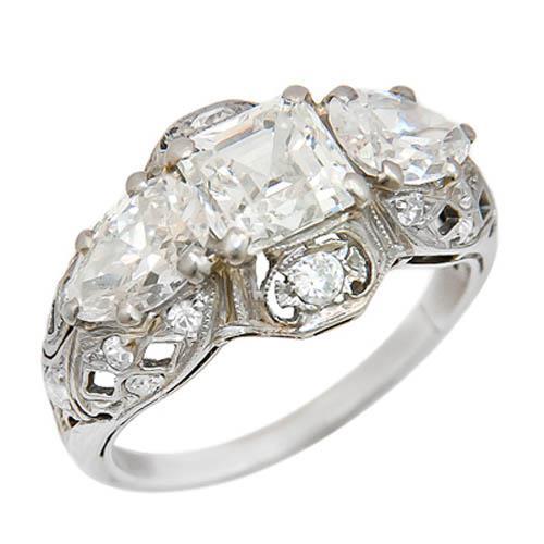 3 Stone Vintage Look Right Hand Diamond Ring