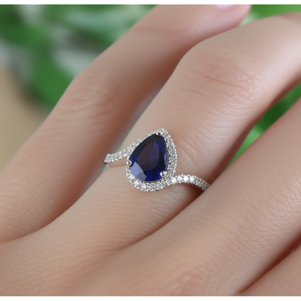 4.30 Carats Sri Lankan Sapphire And Natural Earth Mined Diamonds Ring White Gold 14K