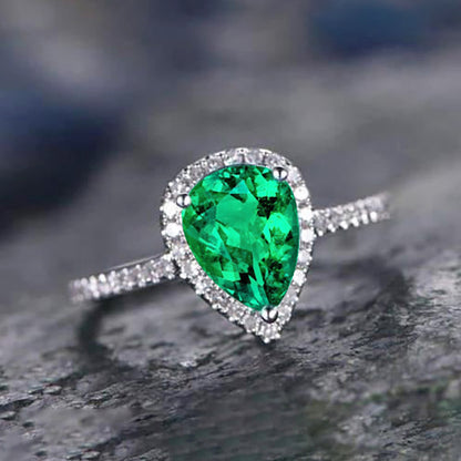 4.40 Carats Green Emerald With Natural Earth Mined Diamond Ring White Gold Fine Lady Jewelry