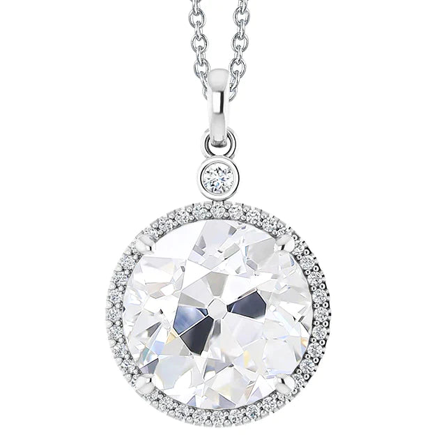 6 Carat Elegant Diamond Pendant Necklace