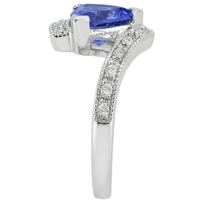 7.25 Ct Solitaire With Accent Tanzanite With Natural Earth Mined Diamonds Ring 14K Gold