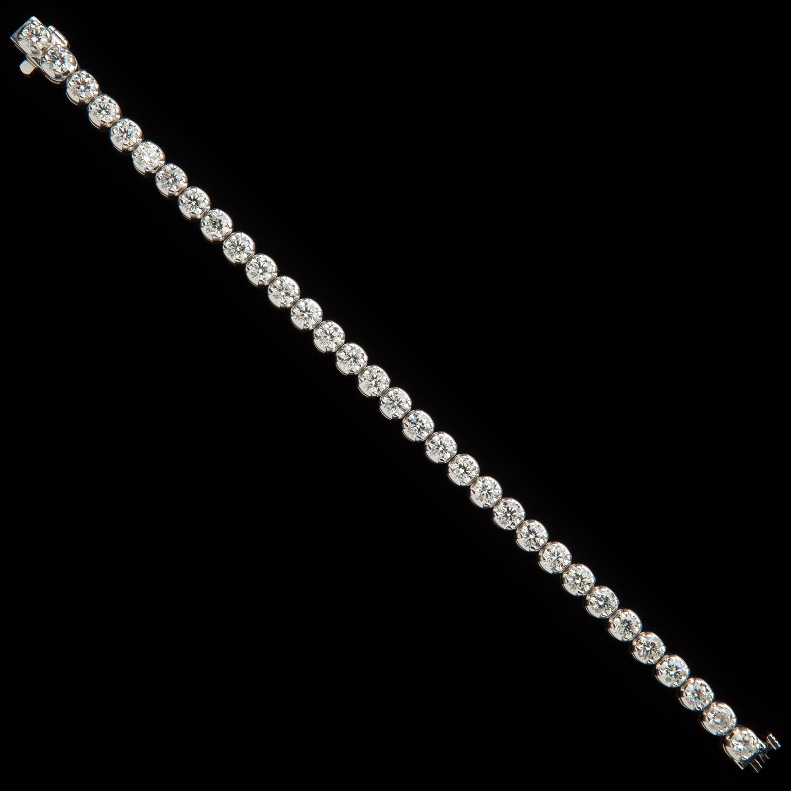 9.60 Carats Round Cut Lab Grown Diamond Tennis Bracelet White Gold