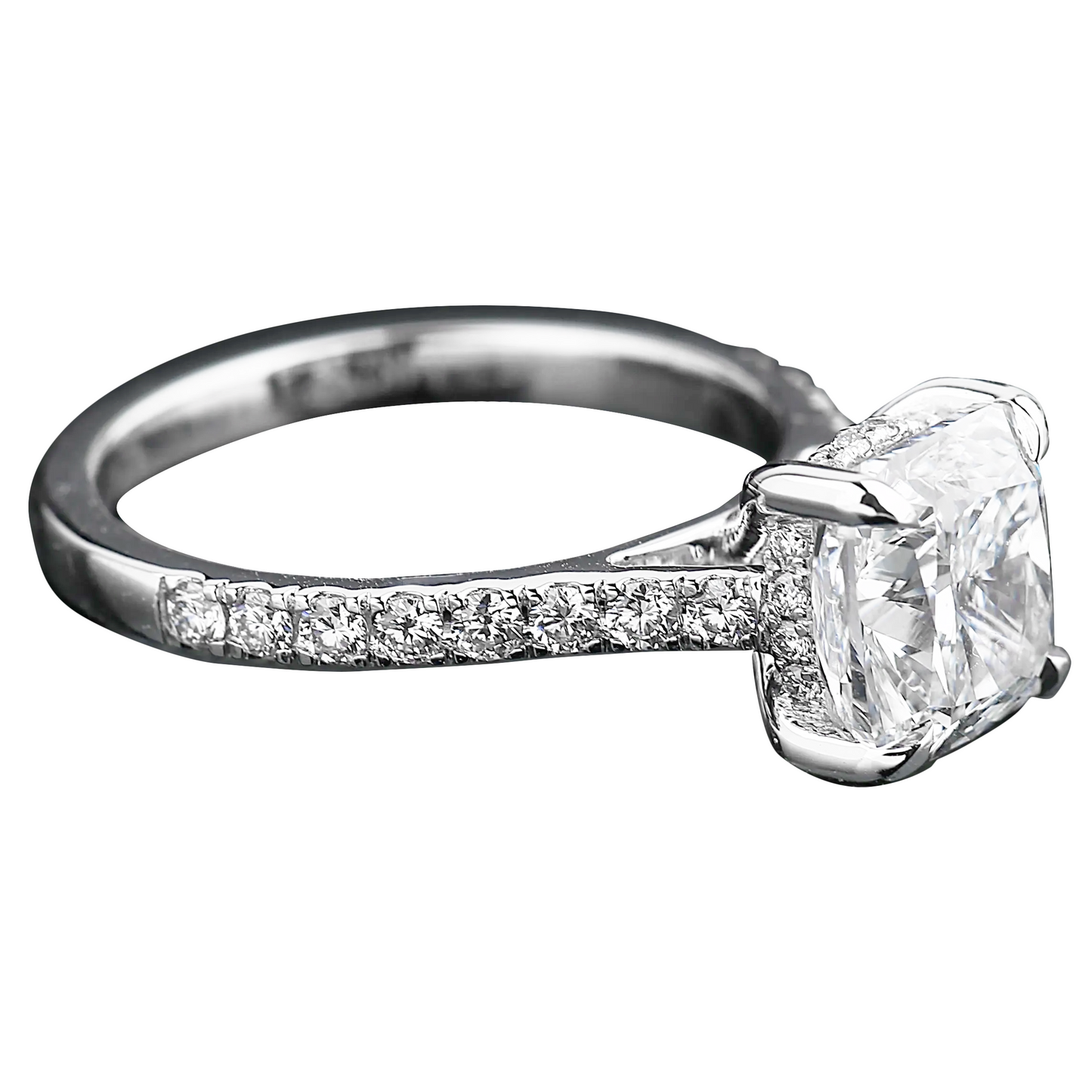9 Carats Solitaire Cushion Lab Grown Big Diamond Wedding Ring With Accents