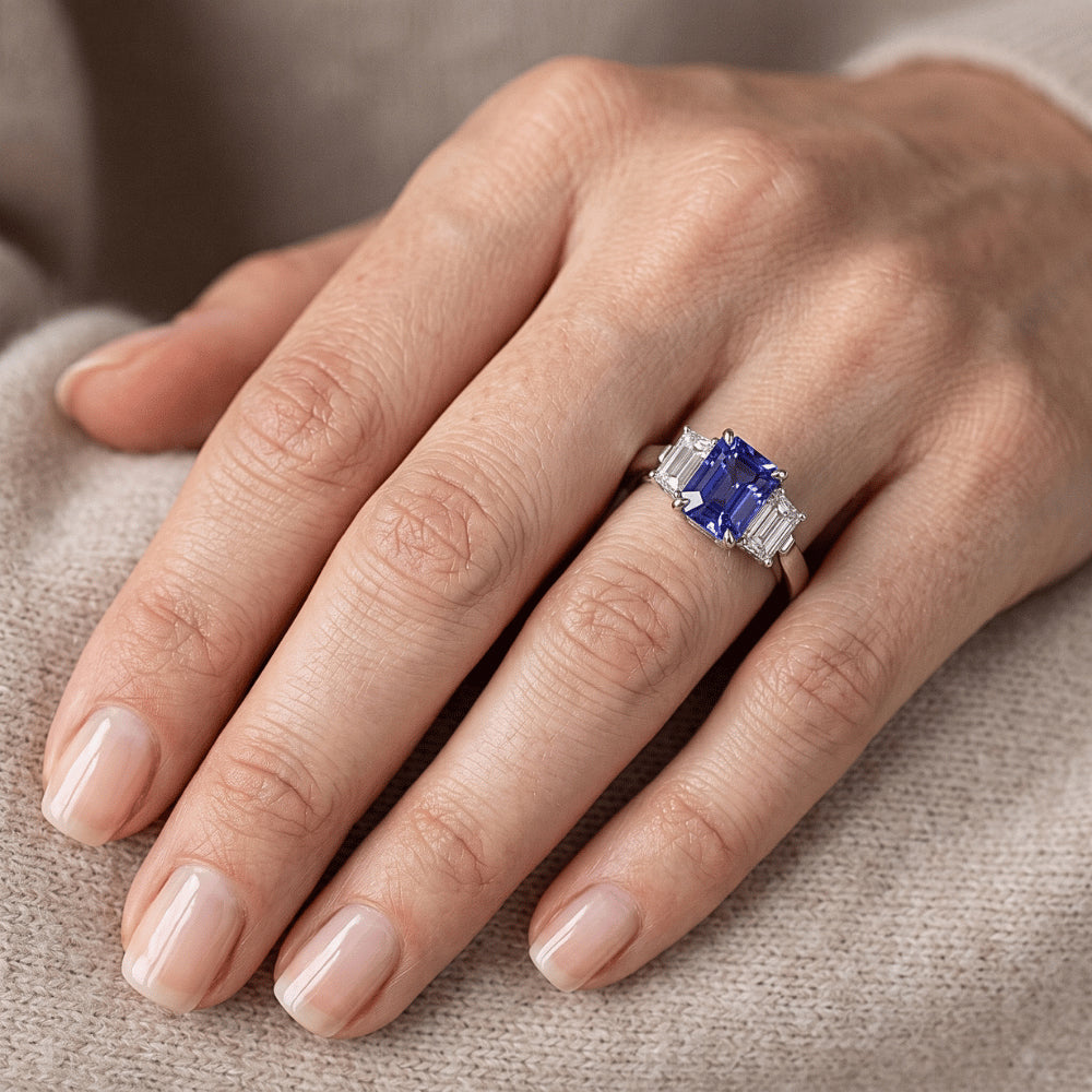 Anniversary Natural Earth Mined Diamond Ring 3 Carats Claw Prong Set Ceylon Sapphire Gold