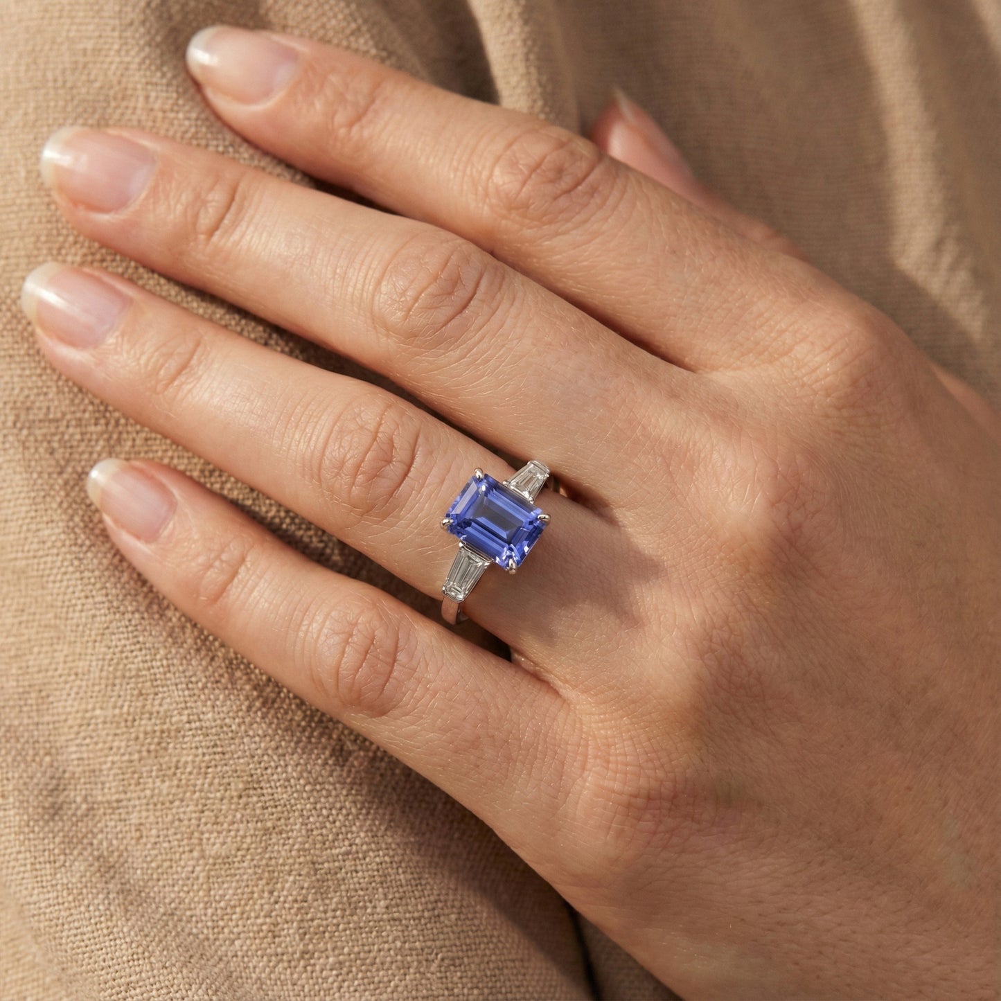 Baguette Natural Earth Mined Diamond 3 Stone Ring Emerald Cut Ceylon Sapphire 2.75 Carats