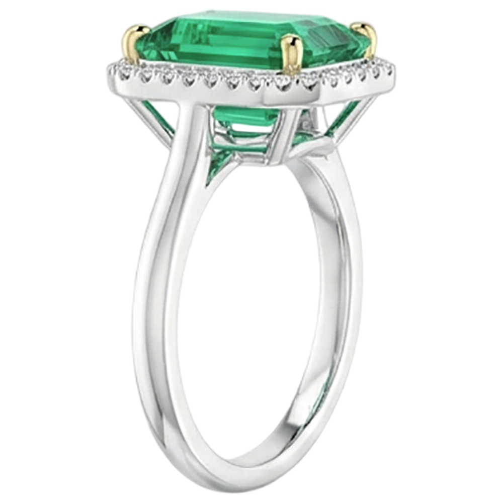 natural emerald emerald 4ct ring close up detail