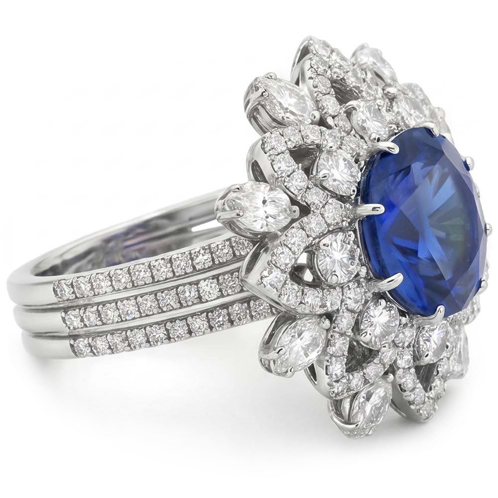Big Oval Sapphire IGI CERTIFIED Diamond Ring