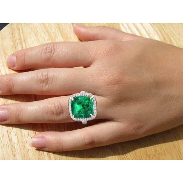 Big 16.25 Carats Green Emerald & Diamond Wedding Ring Gold 14K