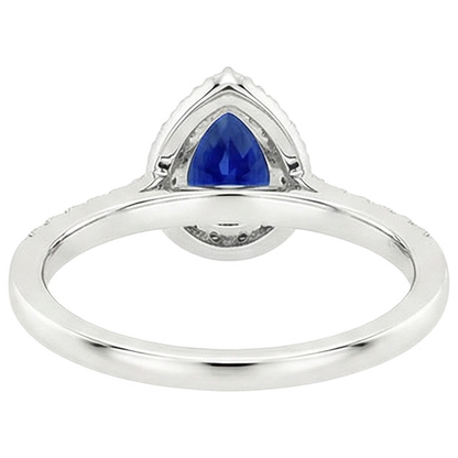 natural round sapphire 5.50ct ring on white background