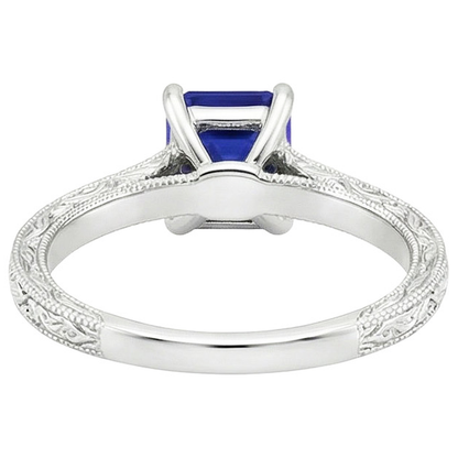 natural emerald sapphire 3.50ct ring on white background
