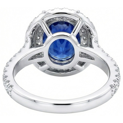 natural round sapphire 4.40ct ring on white background