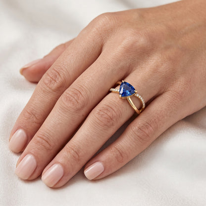 Ceylon Sapphire Gemstone Ring Trillion 1.50 Carats Split Shank Natural Earth Mined Diamond