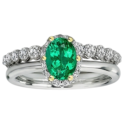natural round emerald 2ct band side angle