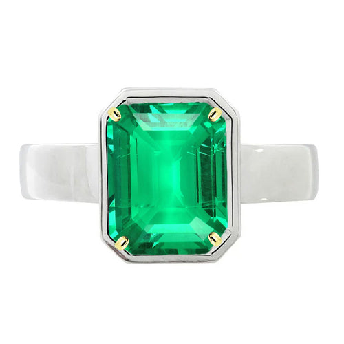 Classic Emerald Shape Solitaire Ring Green Emerald Stone