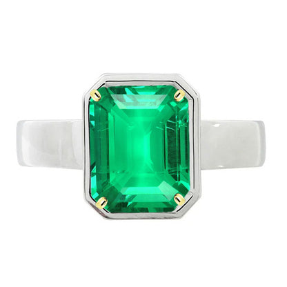 Classic Emerald Shape Solitaire Ring Green Emerald Stone