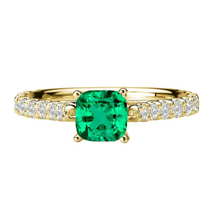 natural round emerald 3ct ring front view