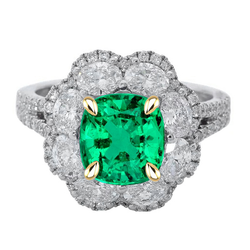 Natural Real ( Not Lab Grown ) Cushion Shape Green Emerald GIA Ring Halo Jewelry