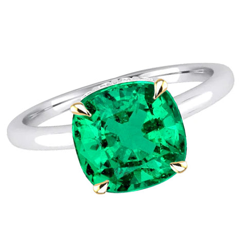 Cute Cushion Cut Green Emerald Ring
