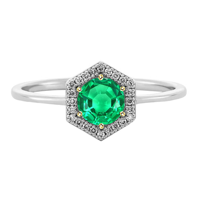 natural round emerald 2ct ring front view