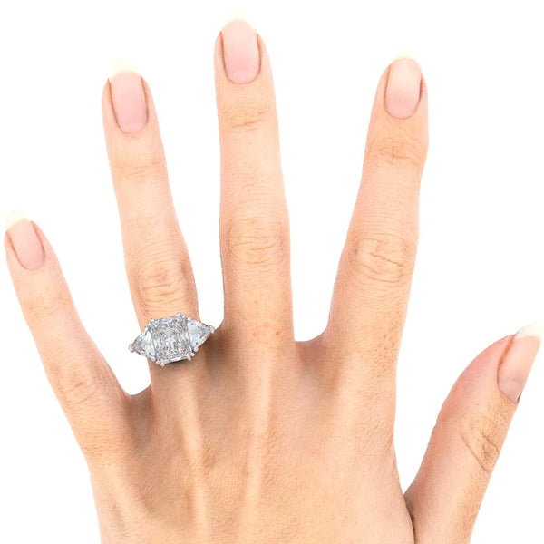 Elegant 9 Carat Radiant Trilliant Diamond Ring