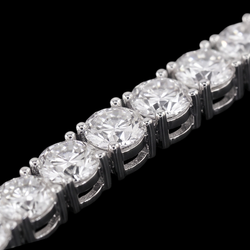 Elegant 9 Carat Lab Grown Diamonds Tennis Bracelet White Gold 14K