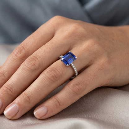 Emerald Cut And Round Cut 2.70 Ct Ceylon Sapphire Natural Earth Mined Diamonds Ring Gold