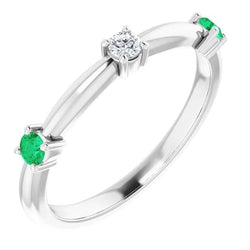 Emerald Stone Promise Ring 1.50 Carats White Gold 14K