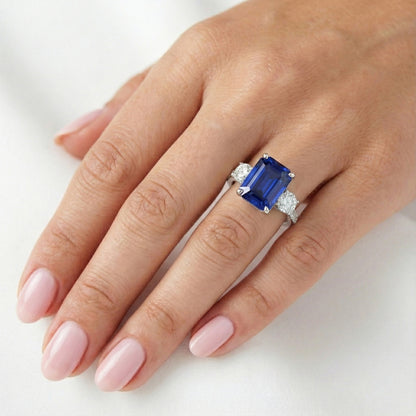 Natural Real ( Not Lab Grown )  Emerald Blue Sapphire 3 Stone Style Ring With Accents 7 Ct Gold 14K
