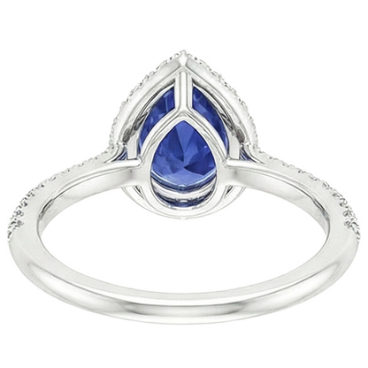 natural round sapphire 5.50ct ring on white background