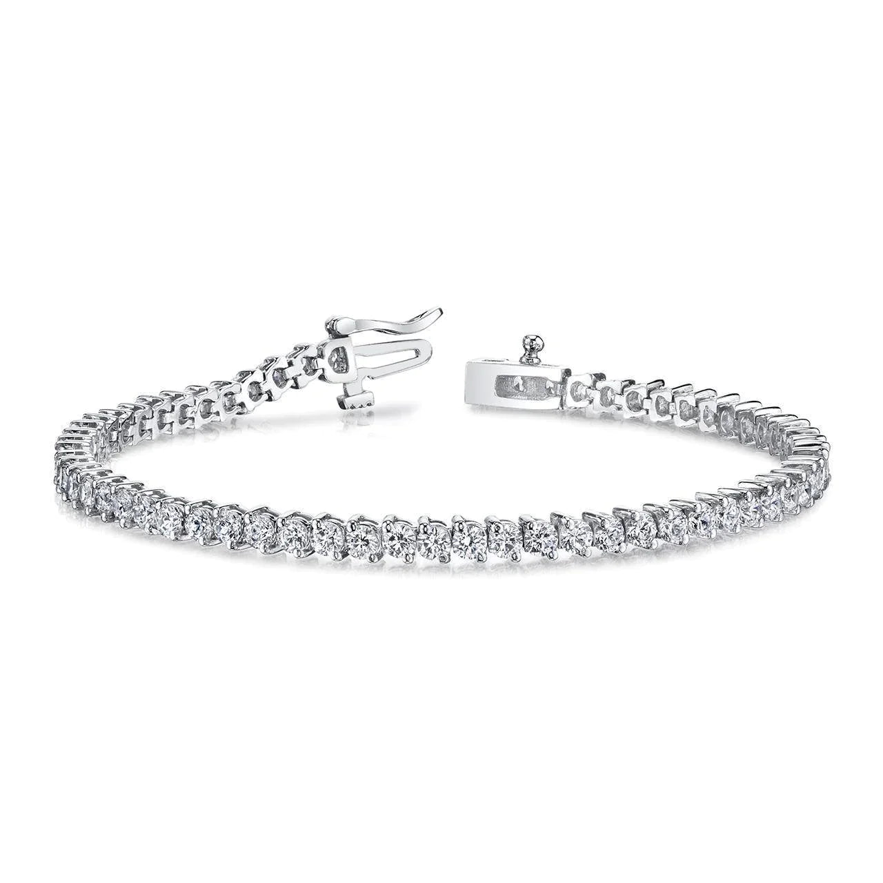 Fashionable Lab Grown Diamond Bracelet