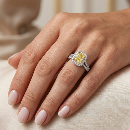 Fine VVS Fancy Yellow Diamond Fine Jewelry Ring – 2 ct Two-Tone