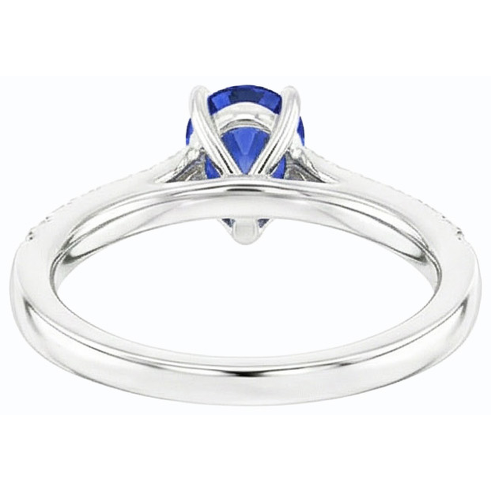 natural round sapphire 2.50ct ring on white background