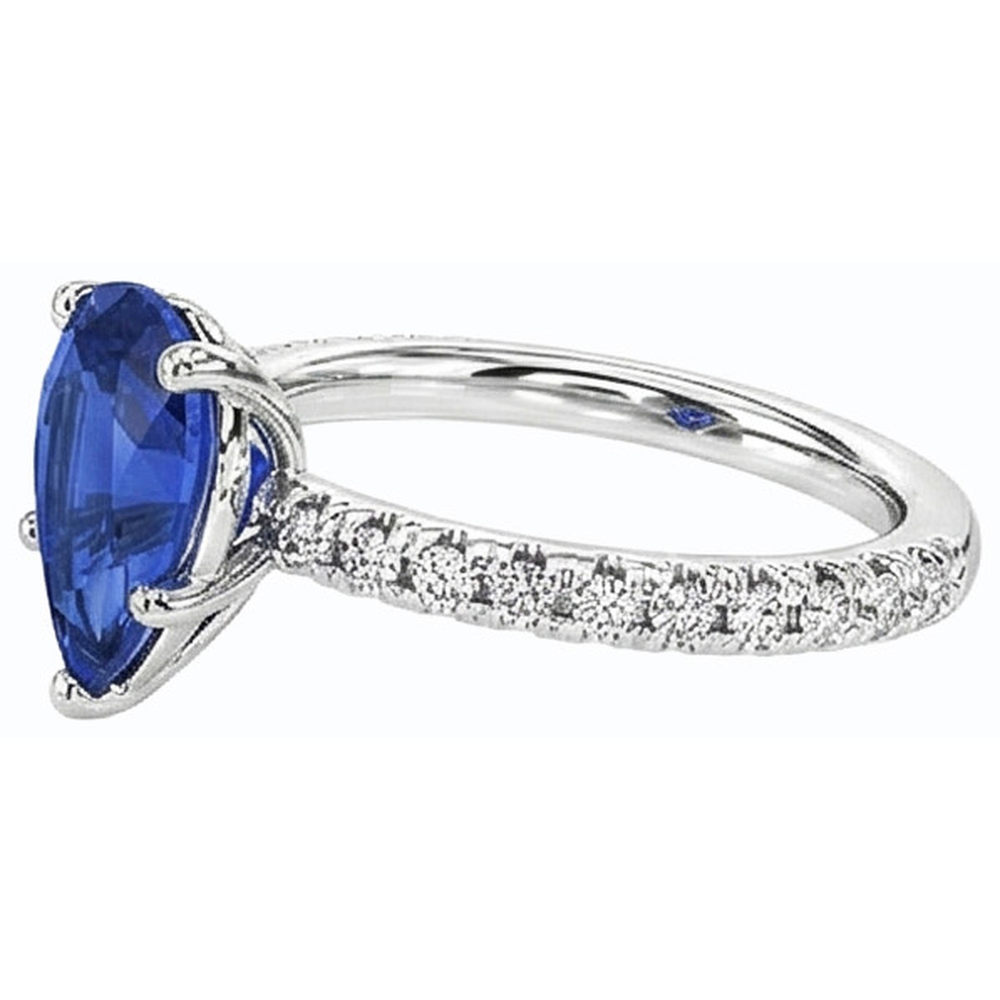 natural round sapphire 3ct ring top view