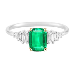 Gold Green Emerald Real Diamond Ring