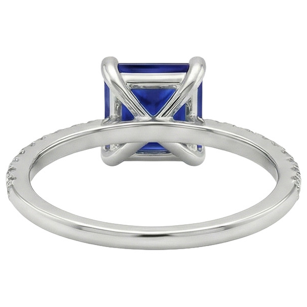 natural round sapphire 5.50ct ring on white background