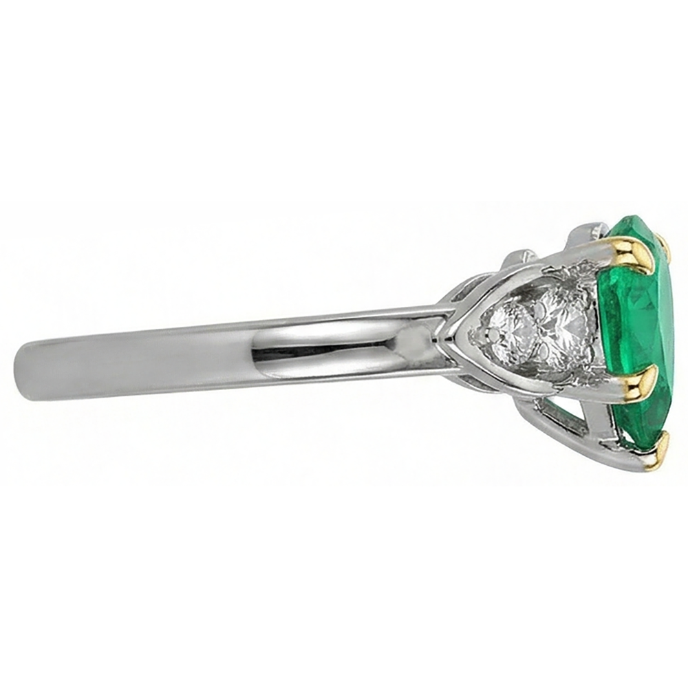 Natural Real ( Not Lab Grown ) Green Emerald GIA Ladies Ring Pear Cut Gemstone Prong Set