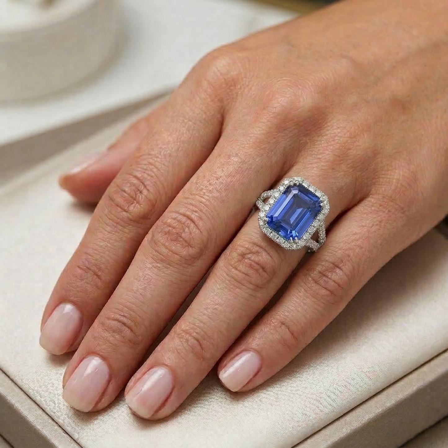 Halo Round IGI CERTIFIED Diamond & Ceylon Color Sapphire Engagement Ring 11.75 Carats