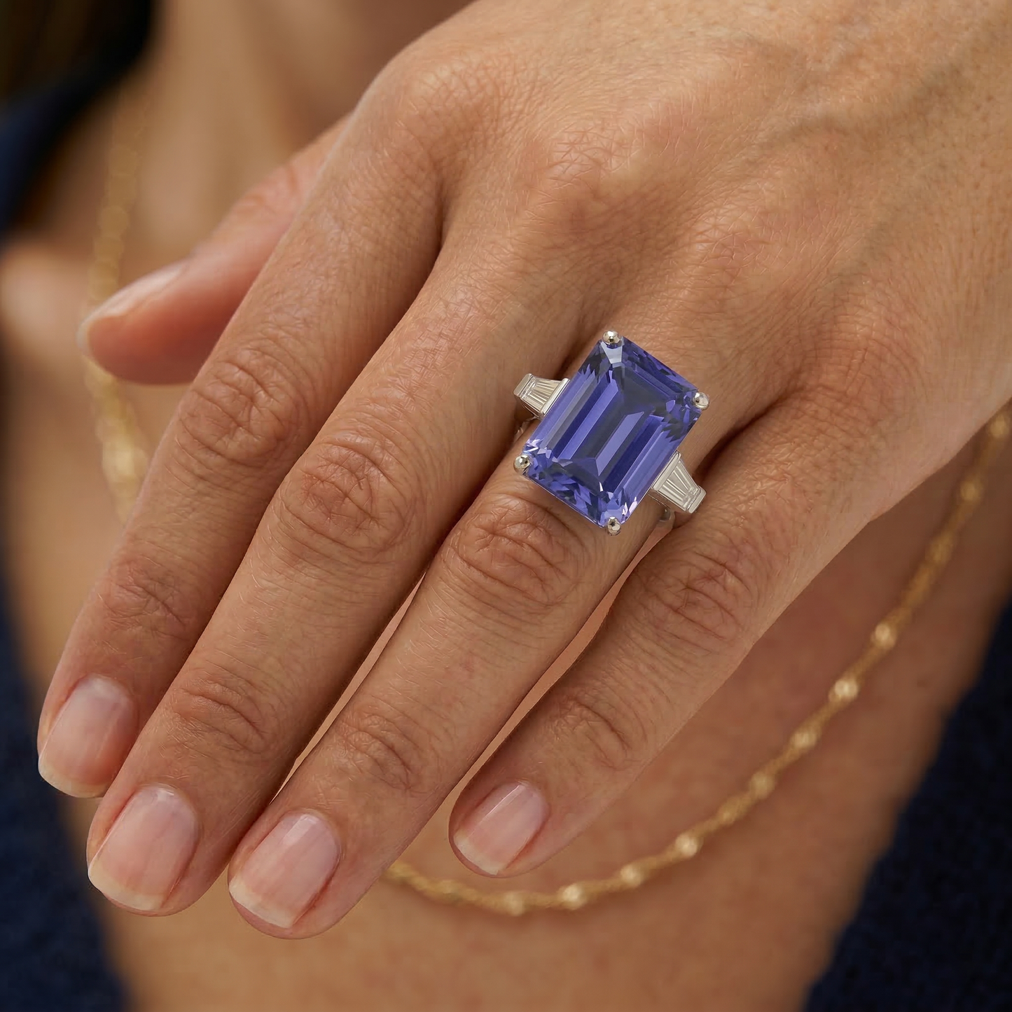 IGI CERTIFIED Genuine 11 Ct Big Sapphire Ring