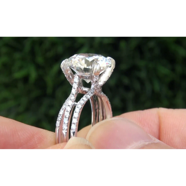 Lab Grown Diamond Engagement Ring  9.30 Carats Split Shank Claw Setting Jewelry