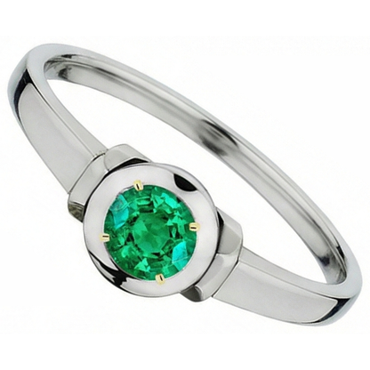natural round emerald 1ct ring side angle
