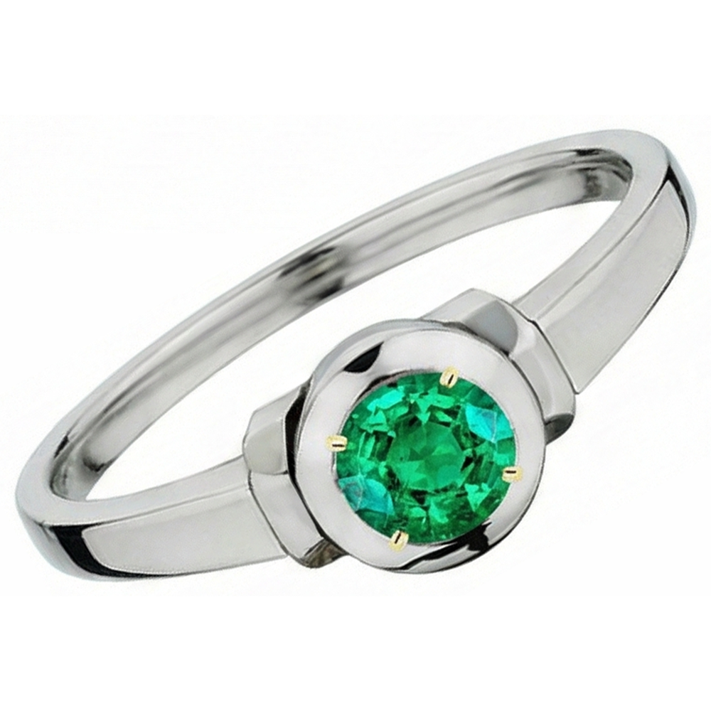 natural round emerald 1ct ring close up detail