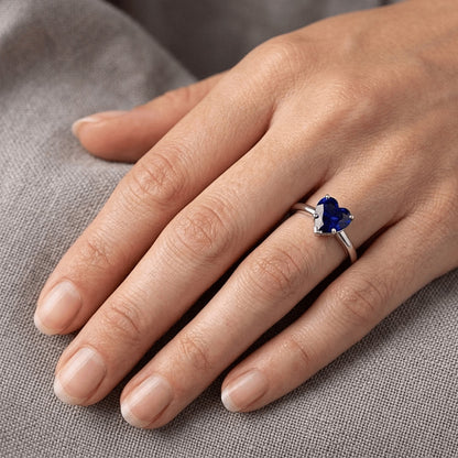 Ladies Solitaire Heart Shaped Ring Natural Blue Sapphire 2 Carats