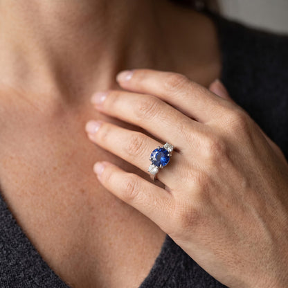 Natural Earth Mined Diamond 3 Stone Ring Sri Lankan Sapphire Round Cut 2.50 Carats